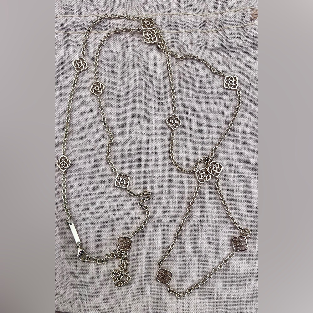 Kendra Scott long gold necklace
